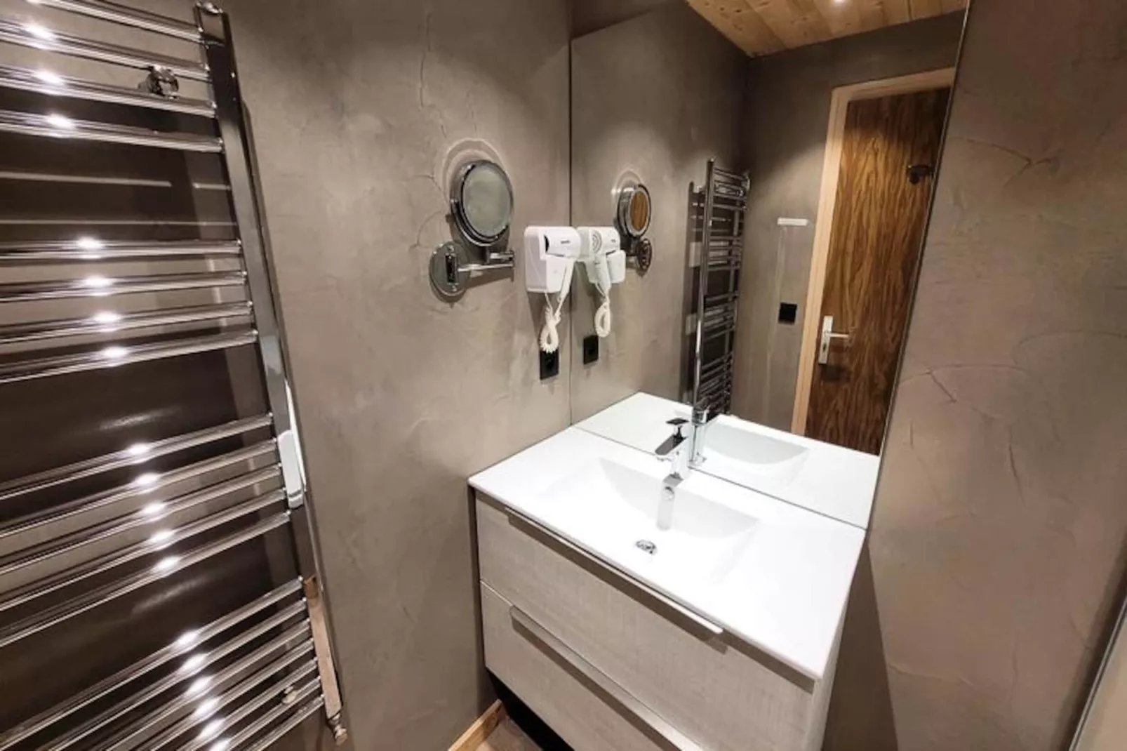 Résidence Cry De Lys-Non tagué