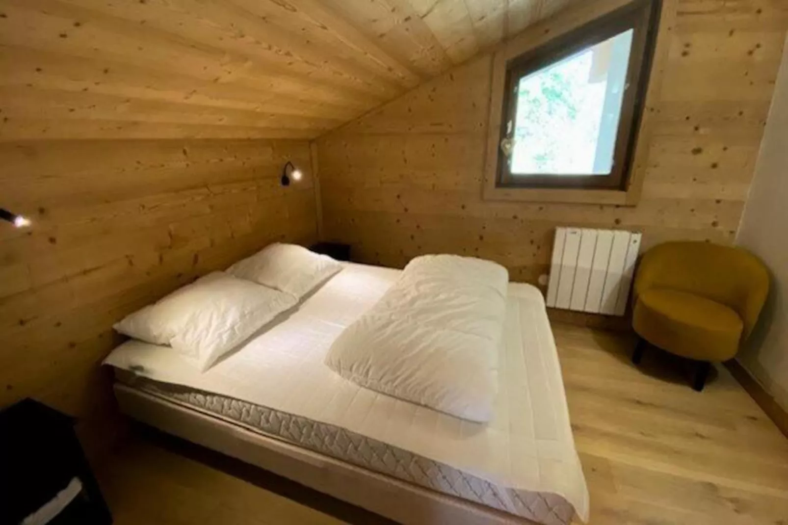 Chalet De Lessy B-Non tagué