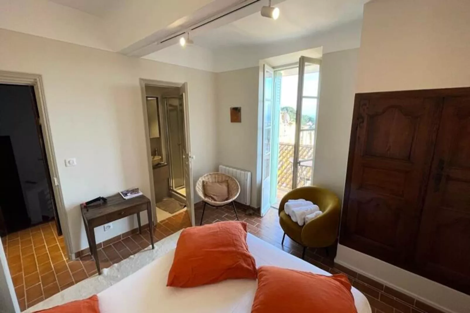 Résidence Charmant Studio - Plein Coeur De Village M&eacute;di&eacute;val-Non tagué