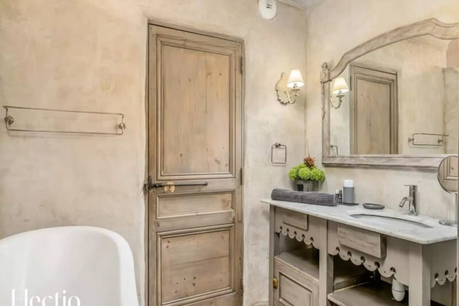 Loggia 1 Olivier | R&eacute;sidence Les Petitons-Untagged