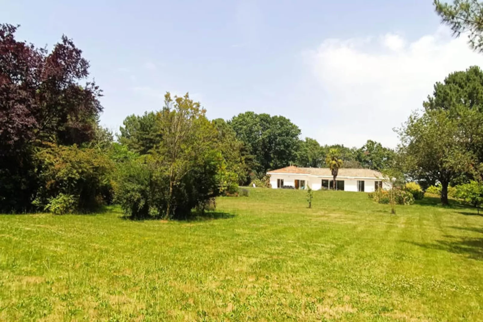 Maison à Rives de l'Yon-Untagged