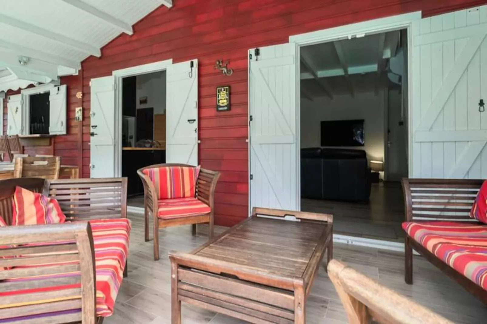 Villa Hibiscus-Non tagué