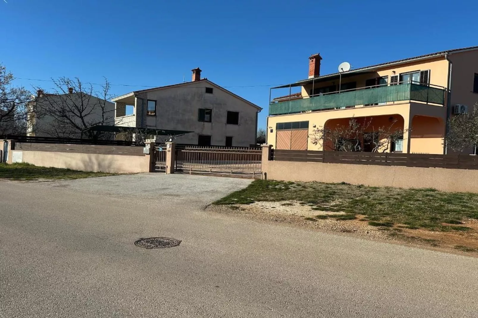 Villa Rosa Apartman-Außenbereich Sommer