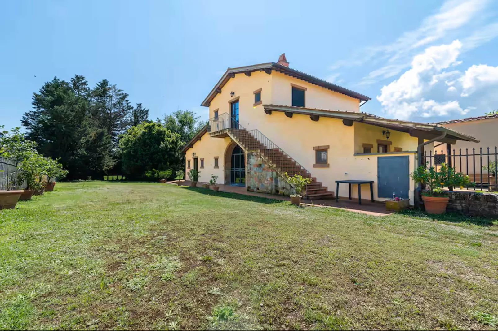 Mulino-Exterior in summer