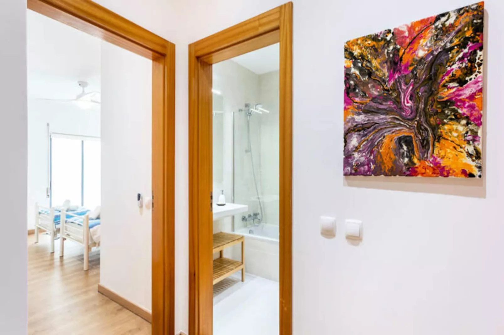 Artistic And Stylish Apartment-Non tagué