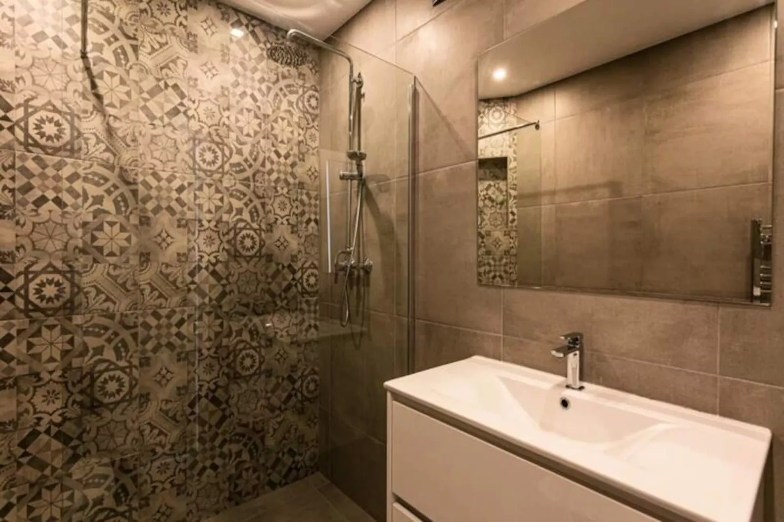 Lemon Tree - Waterside Apartments-Non tagué