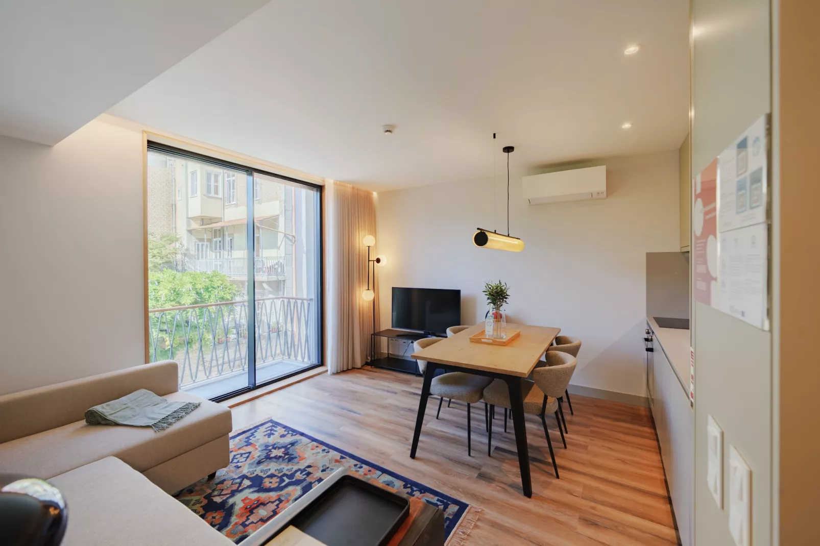 Feel Porto Firmeza Coworking & Flat 1.2-Wohnzimmer