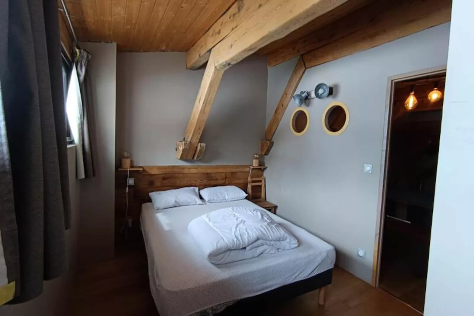 Résidence Maison Bleue Charrette-Nicht zugeordnet