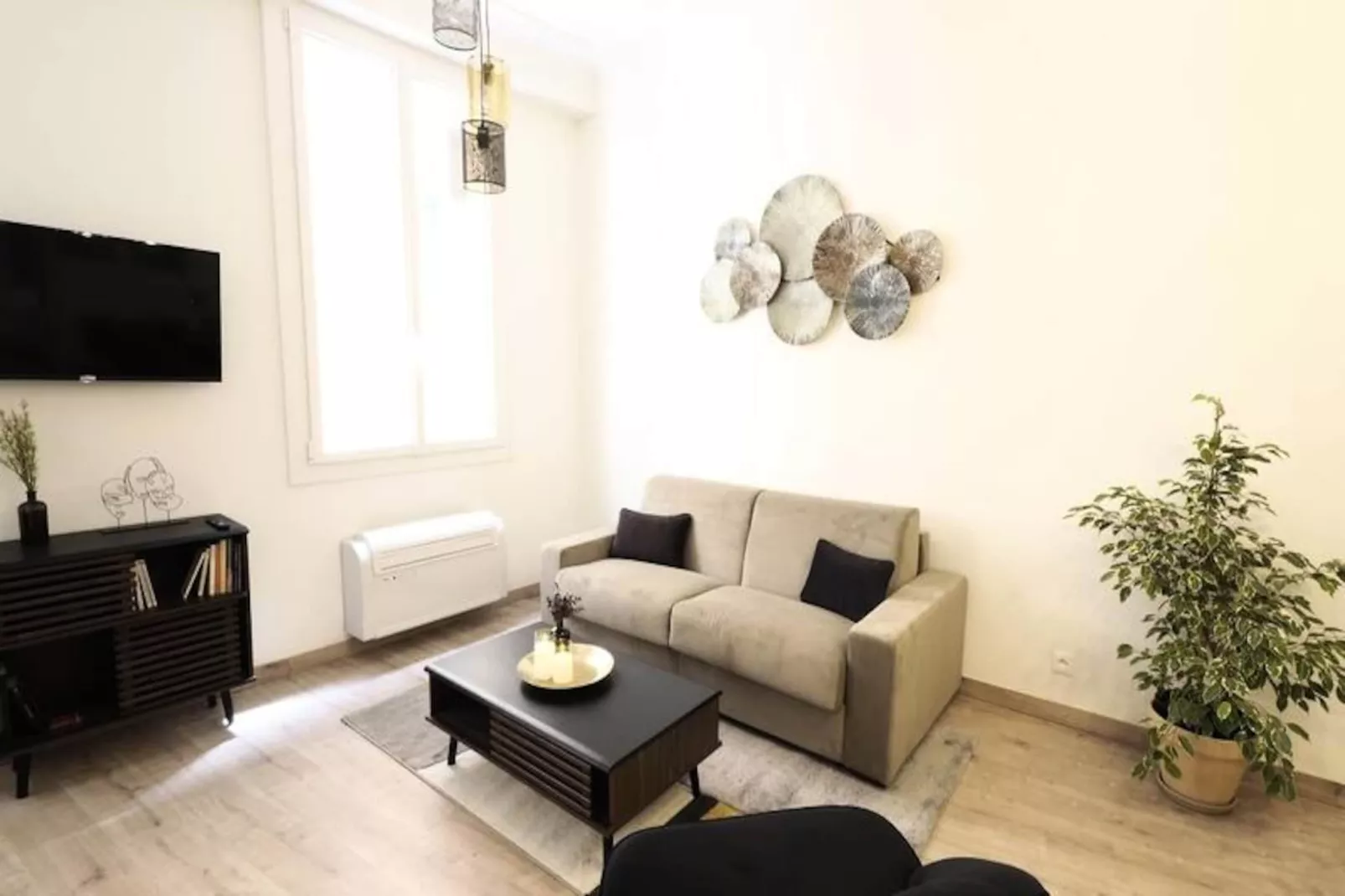 06r - Beau T2 Moderne - Vieux Nice-Untagged