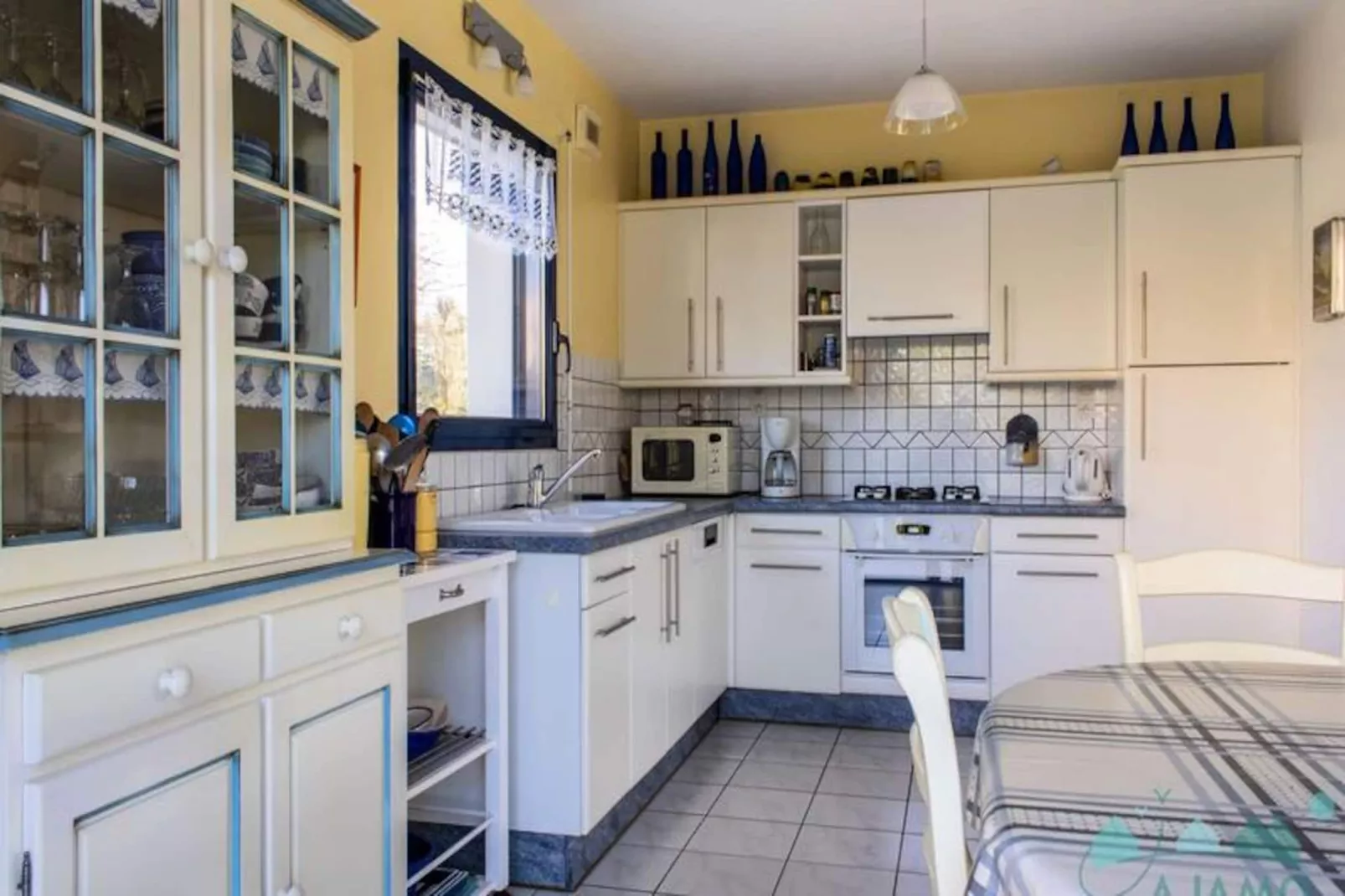 Résidence 305-frehel-Non tagué