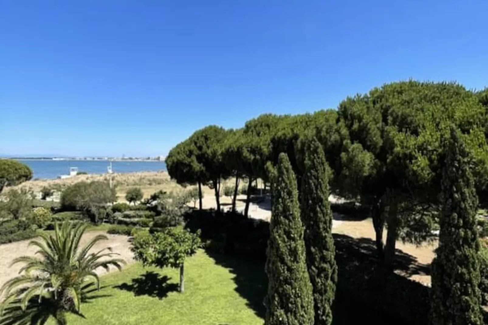 Résidence Le Flamant Appartement 2 Chambres Dernier &eacute;tage Vue Mer-Non tagué