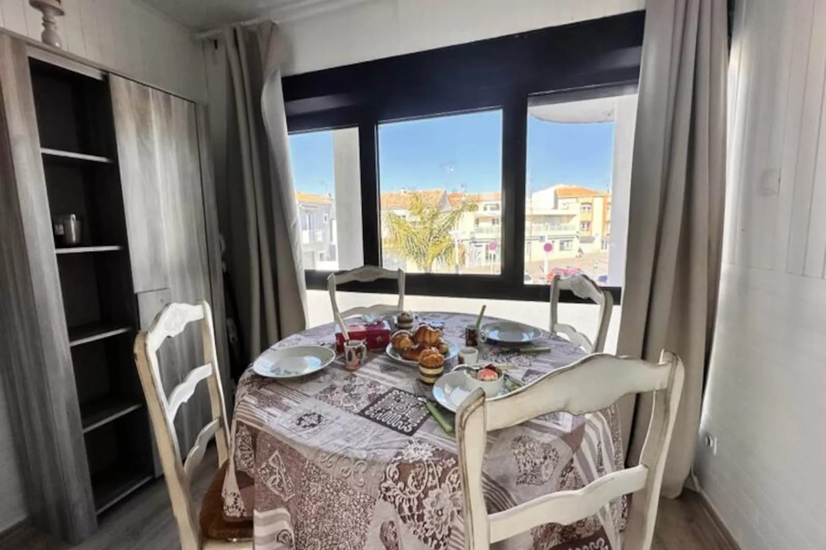 Résidence L'escapade Sal&eacute;e - A 100 M&egrave;tres De La Plage Et En Plein Coeur De Ville-Nicht zugeordnet