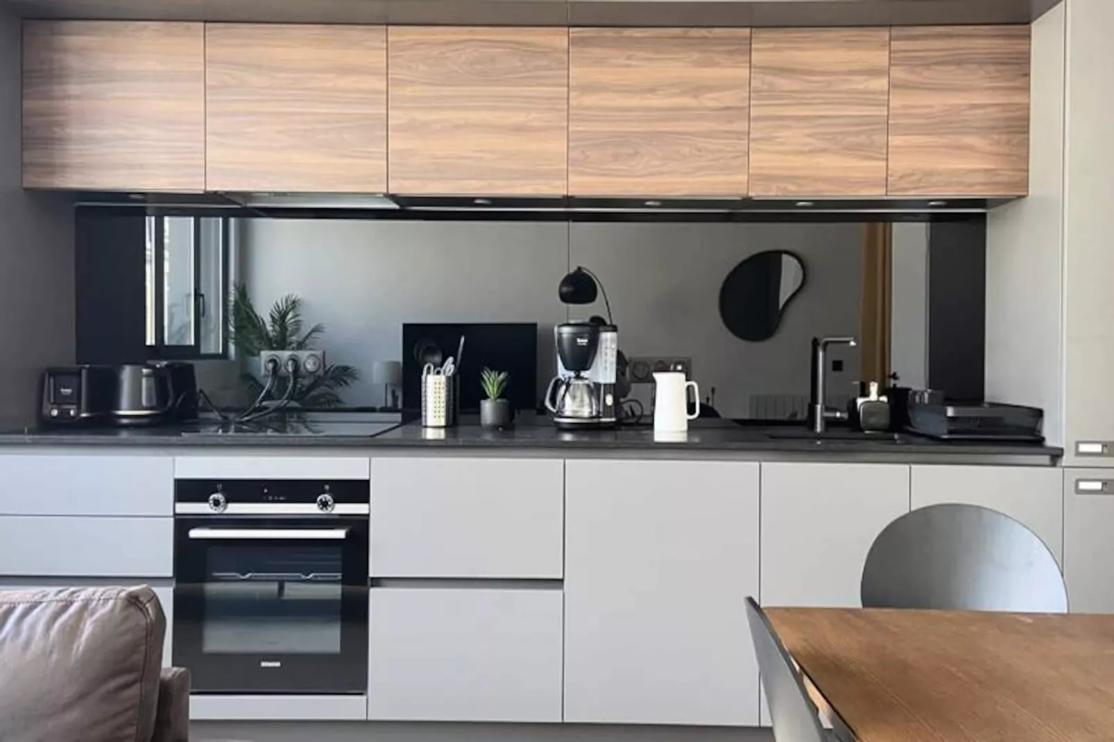 Duplex Prestigieux Au C&oelig;ur Du Triangle D&rsquo;or-Nicht zugeordnet