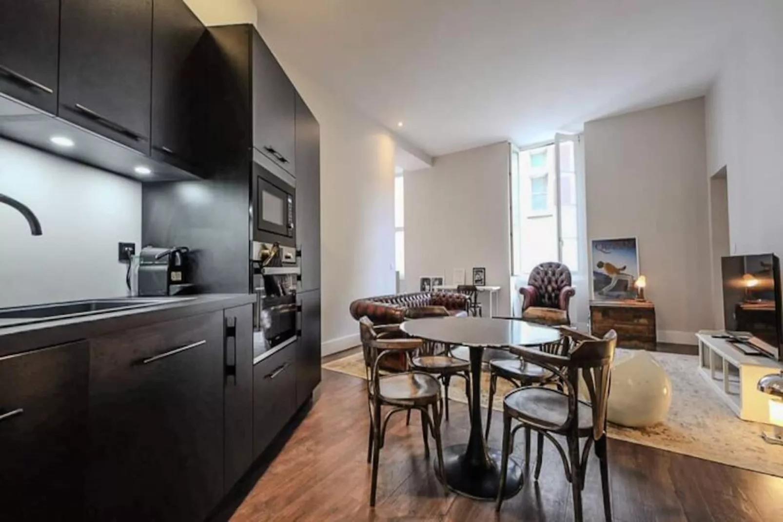 | Le Notre Dame 🎈 - Untagged