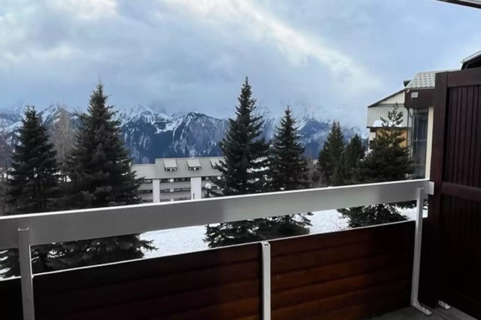 Résidence Roche Mantel-Nicht zugeordnet