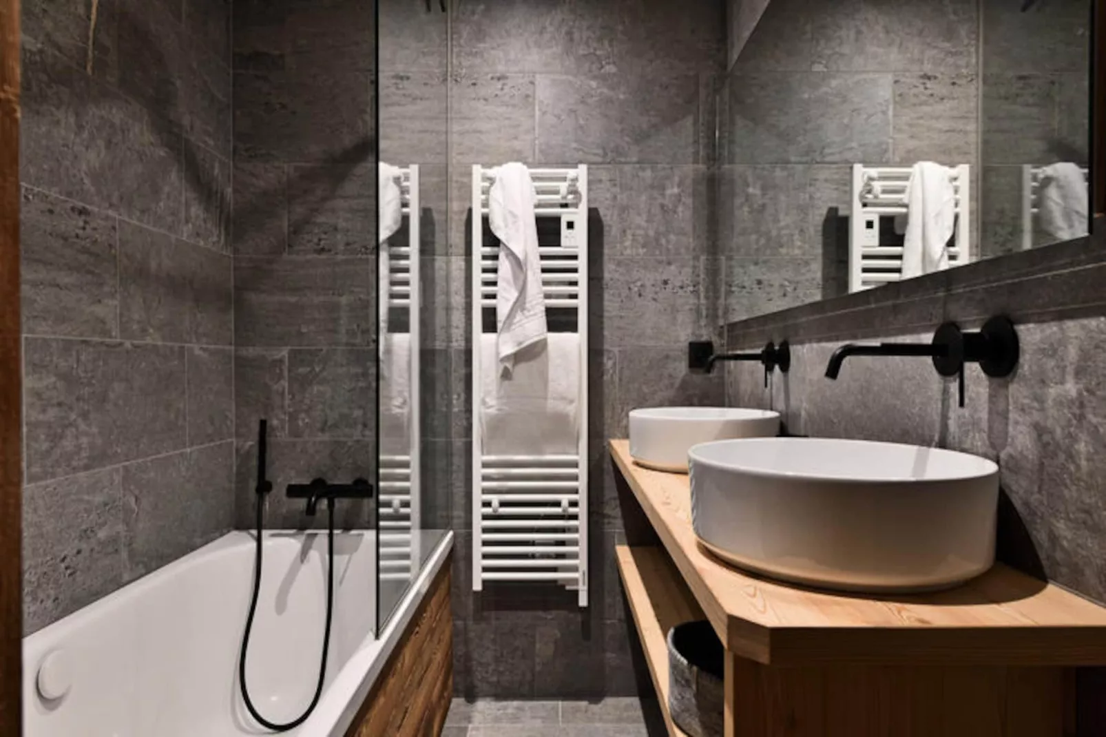 Le Chalet Des Trois Ours - Deva - Untagged