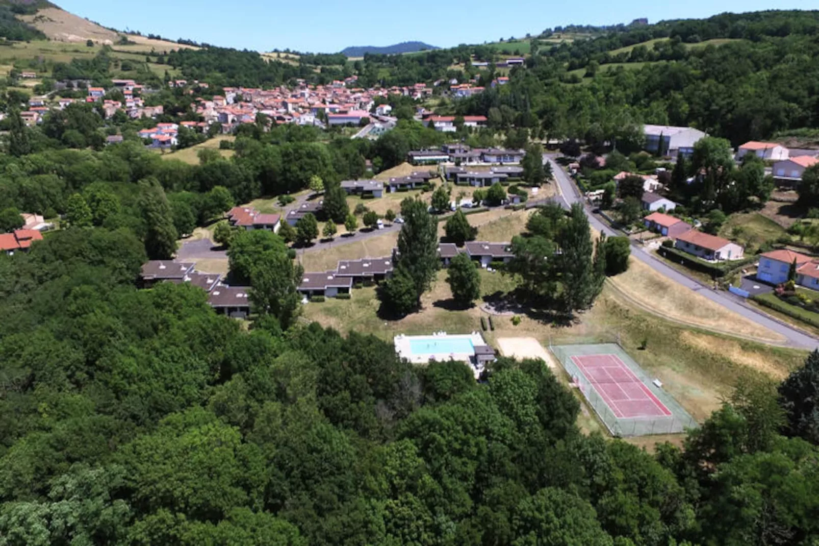 VVF Montpeyroux Auvergne-Untagged