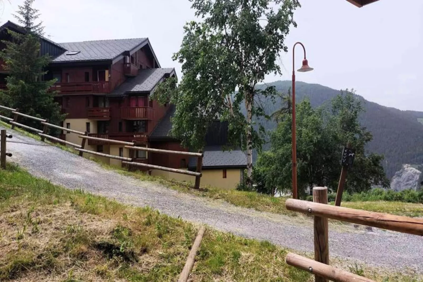 Résidence Aigle-Non tagué