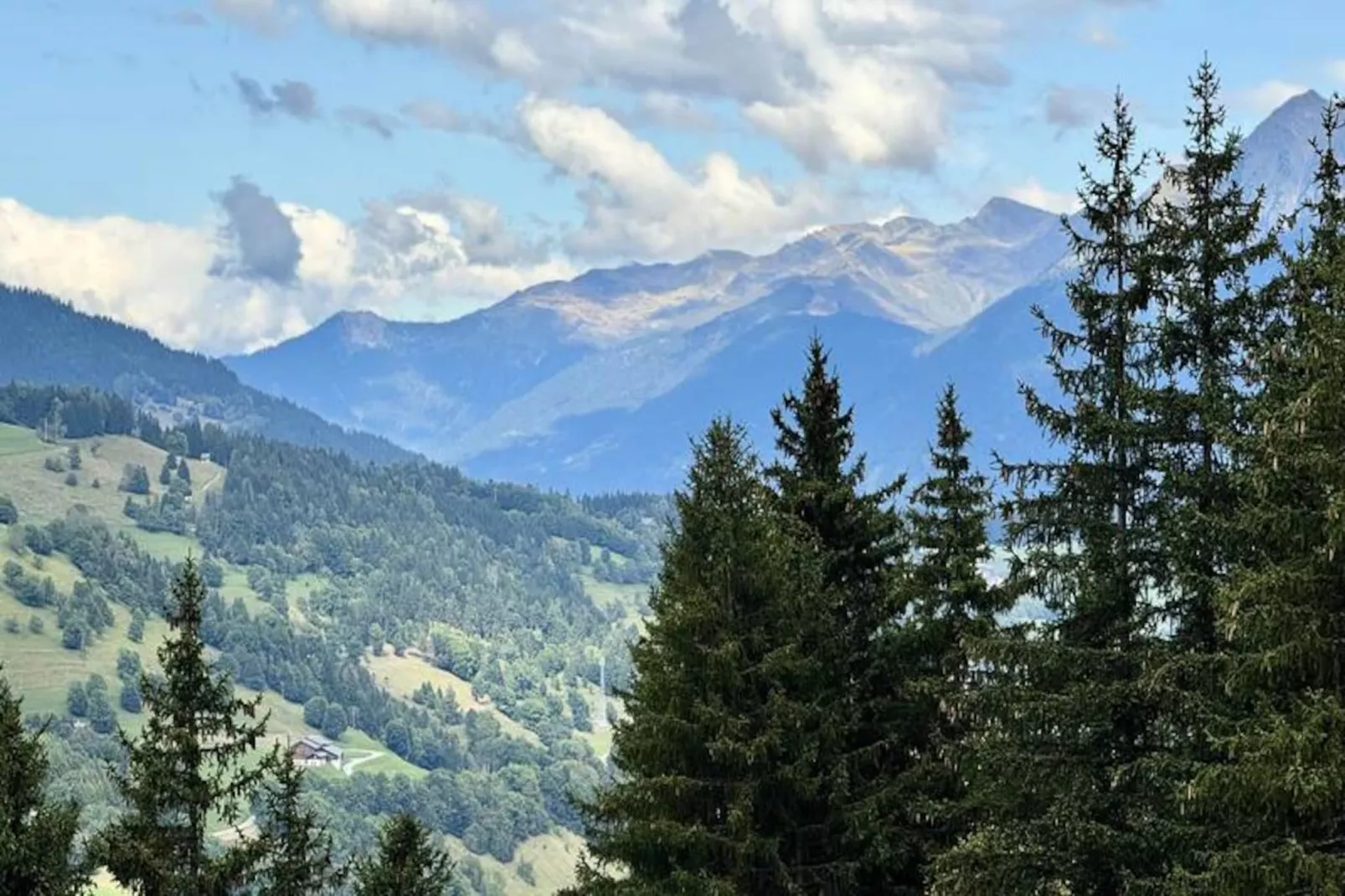 Résidence Lauziere Dessus-Untagged