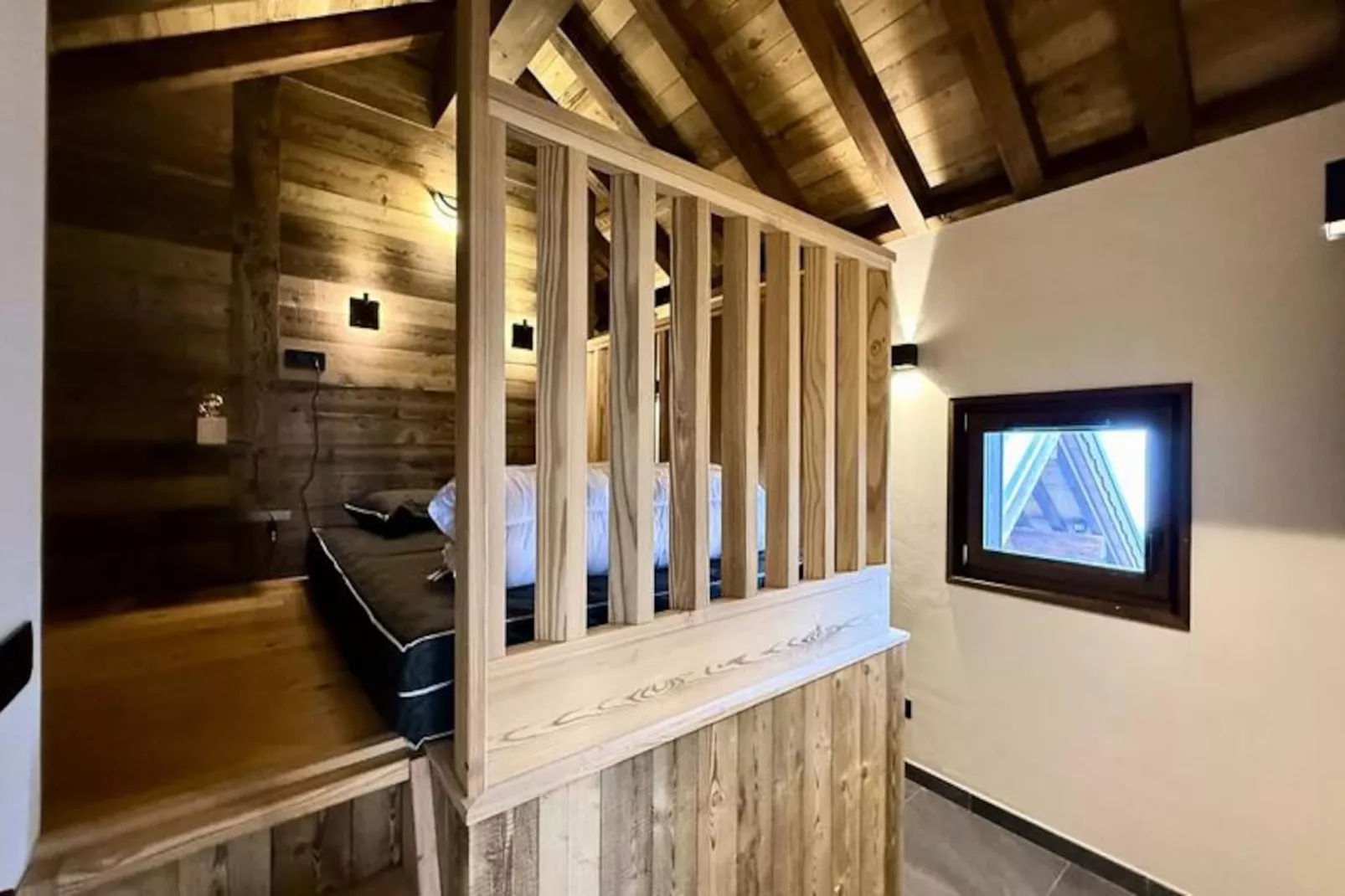 Résidence Complexe Aiguilles-Untagged