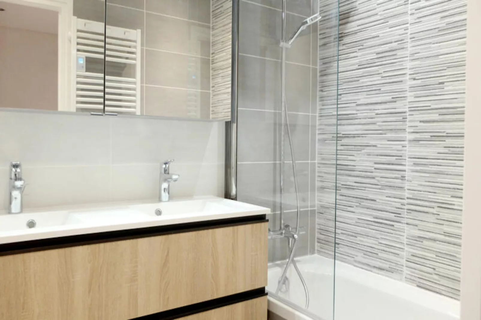 Résidence Bec Rouge-Untagged