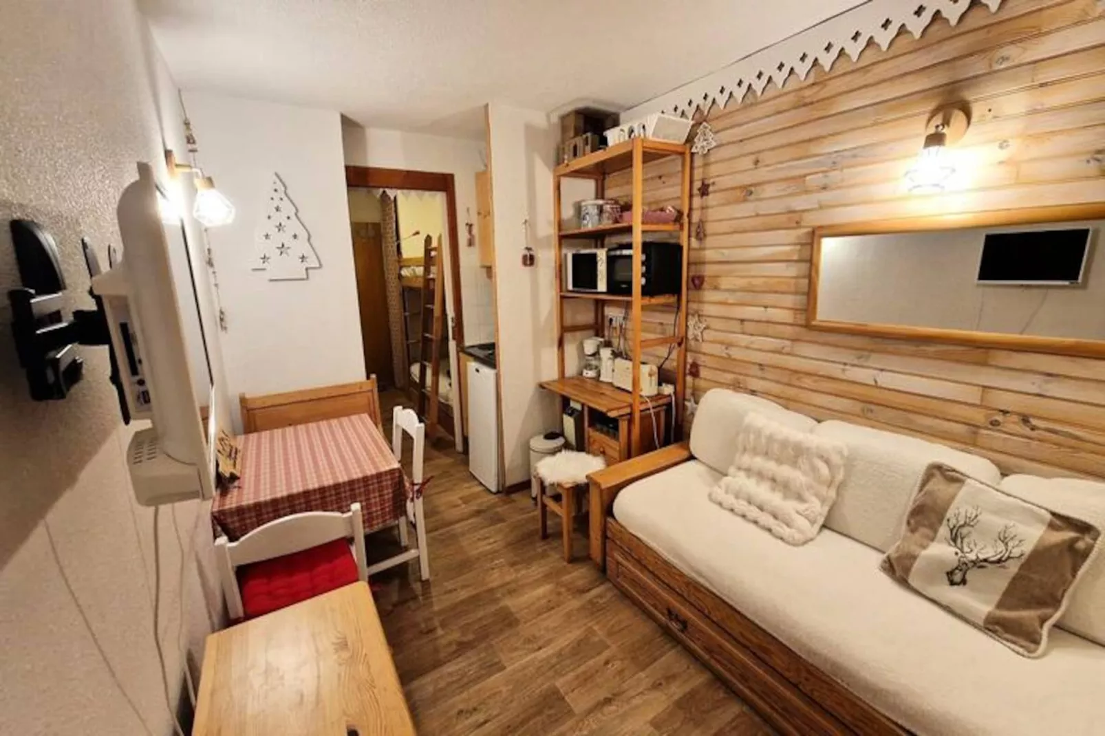 Chalet Club-Untagged