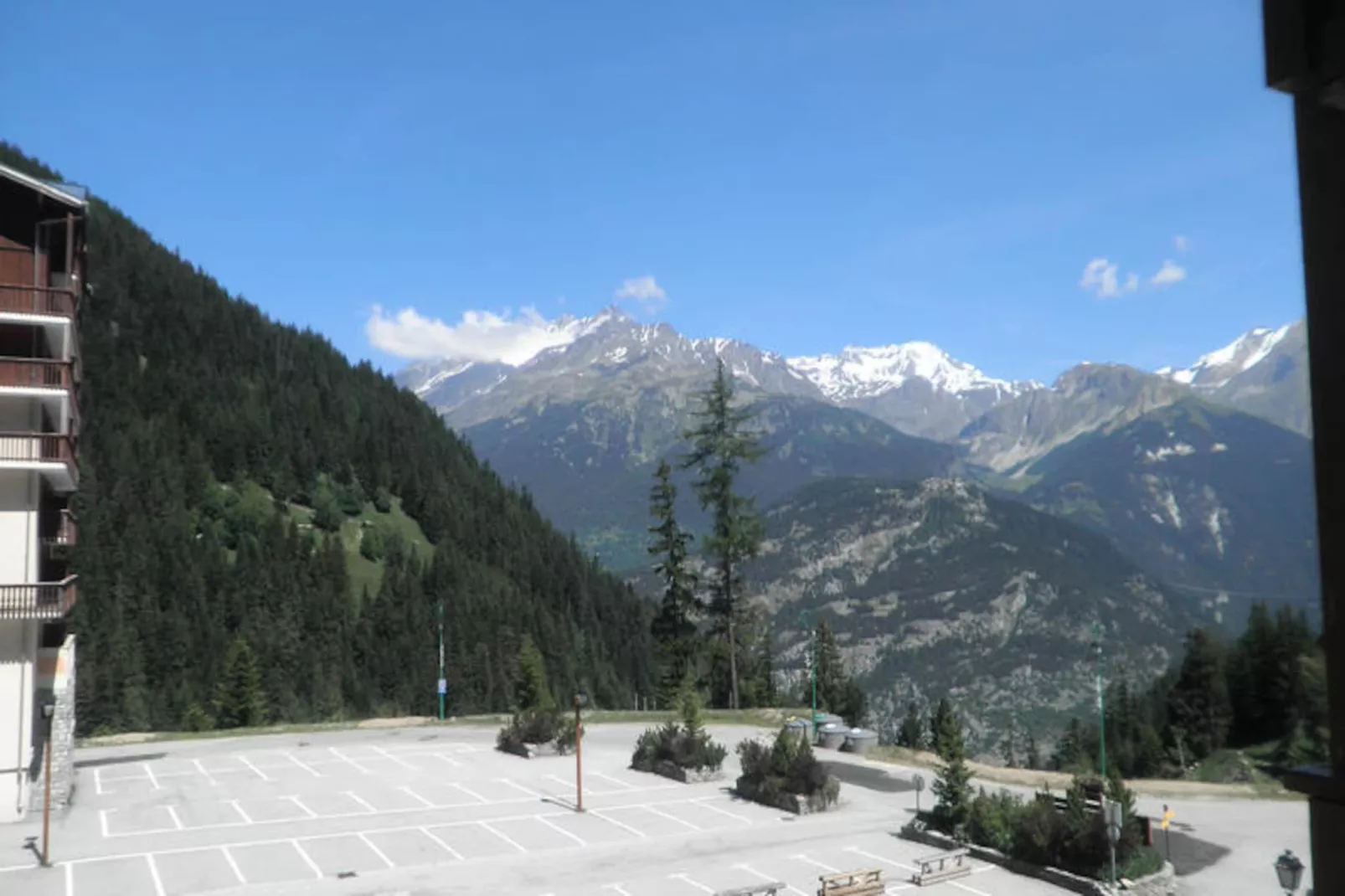 Résidence Melezets-Untagged