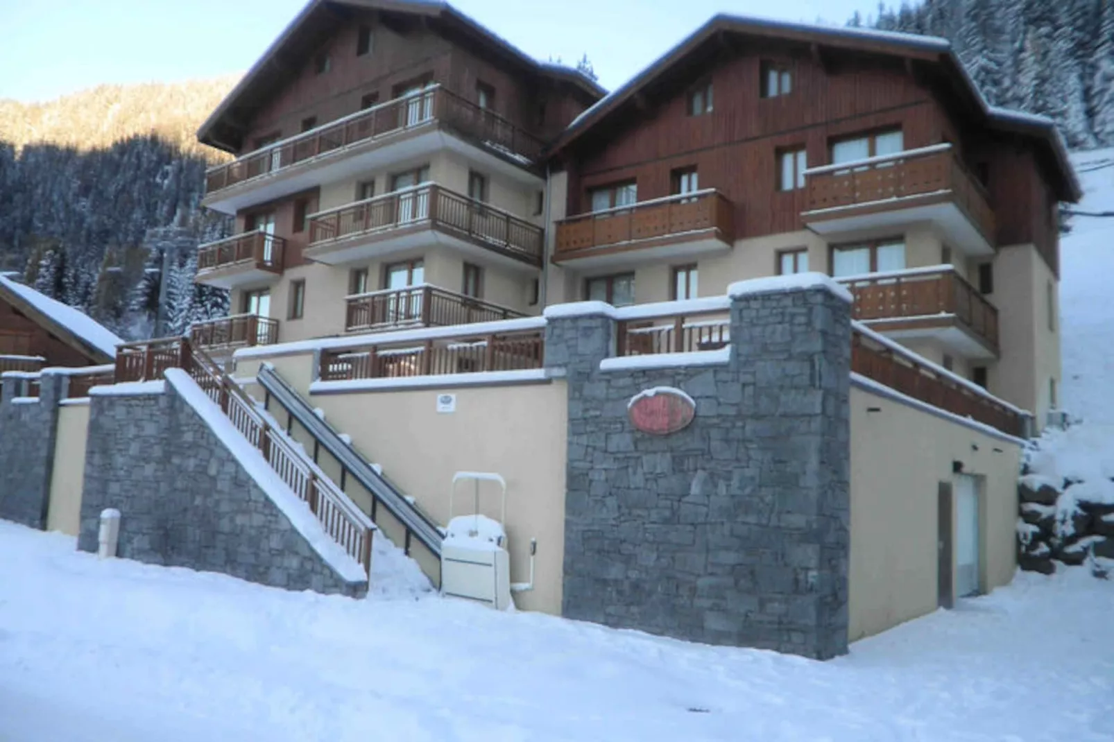 Chalet Arrondaz-Non tagué