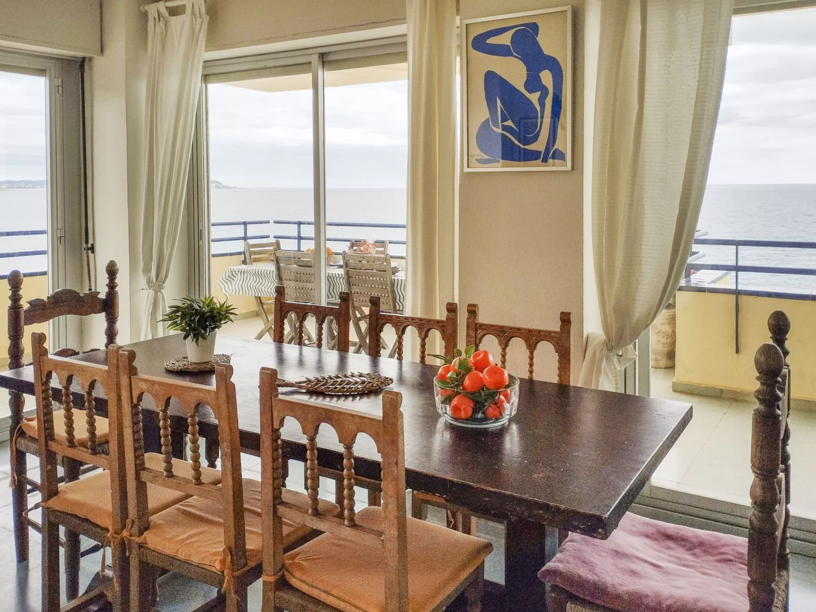 Los Laureles Blancos-Inside