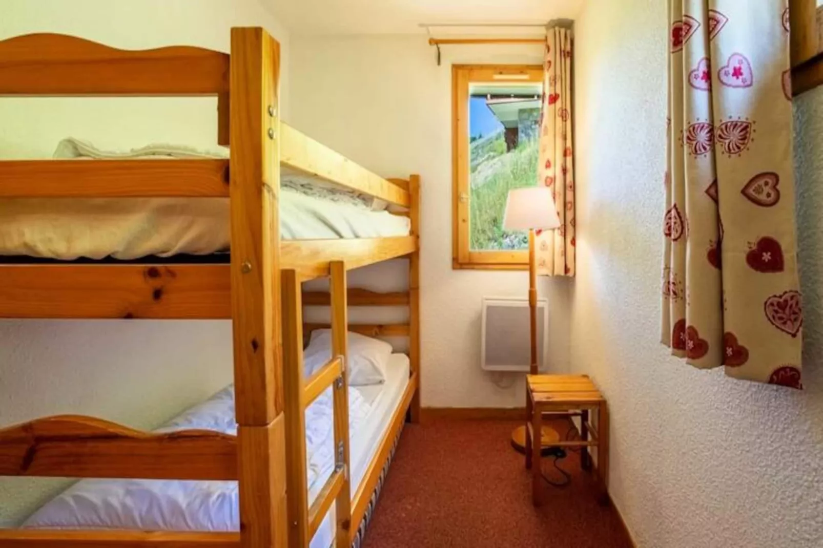 Sherpa 11 Sur Le Front De Neige De Mottaret-Untagged