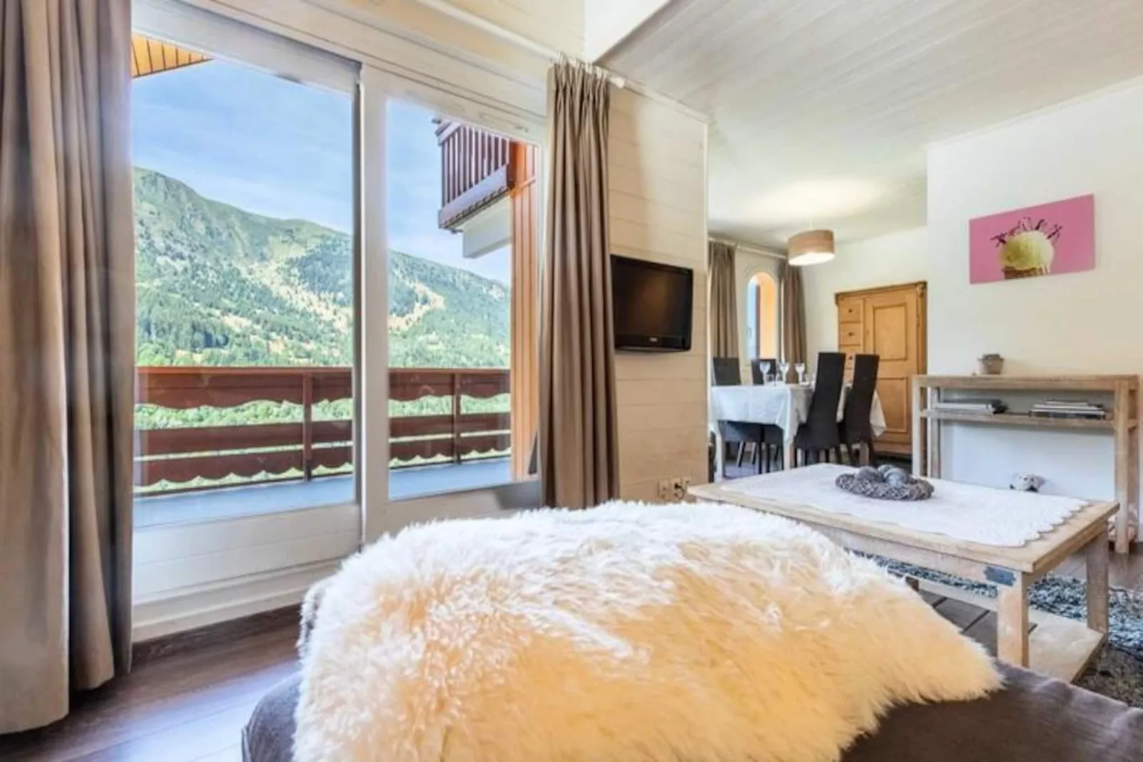 Cybeles 8 - Untagged