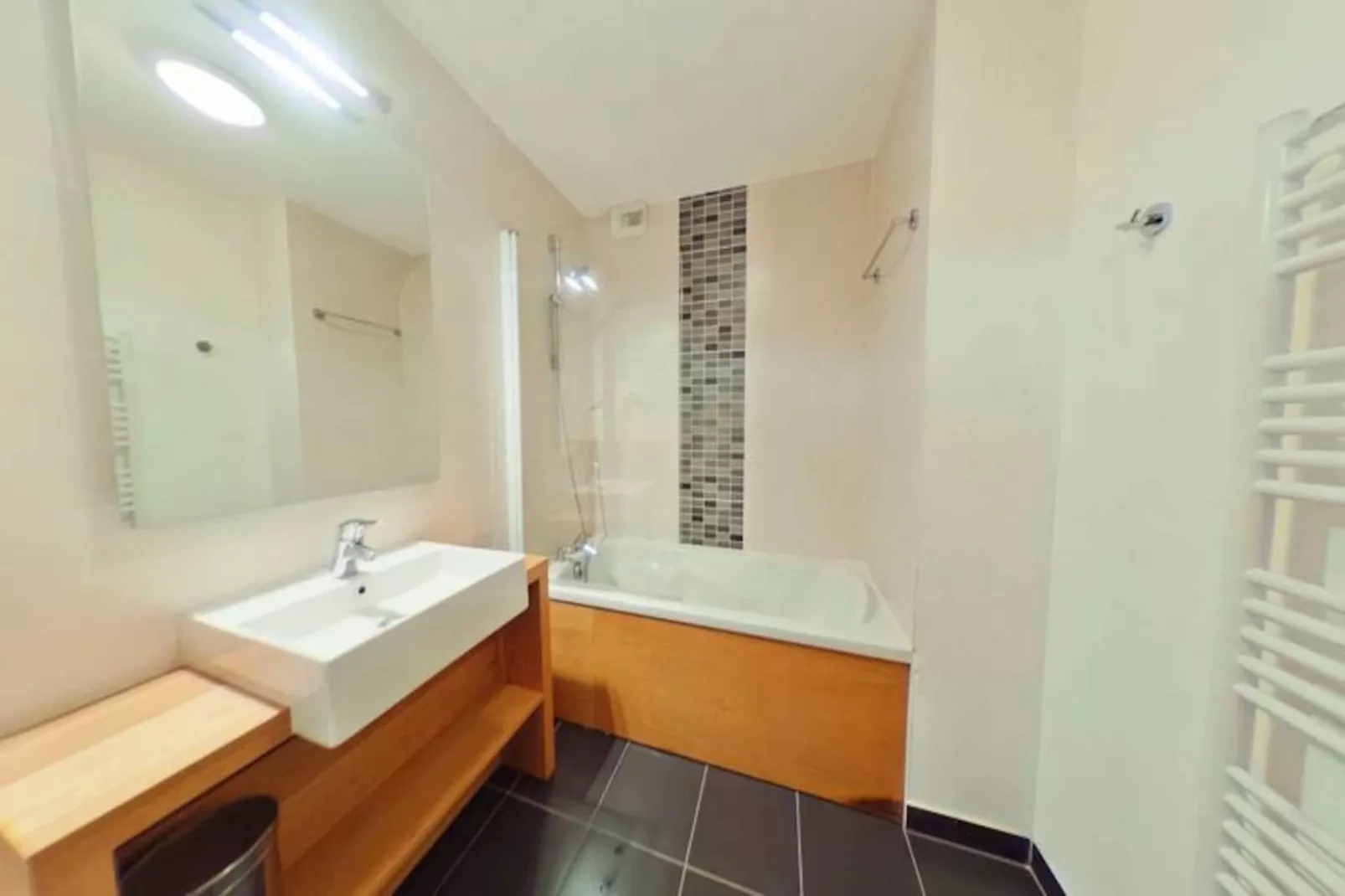 Chalets D'emeraude  Bat C-Non tagué