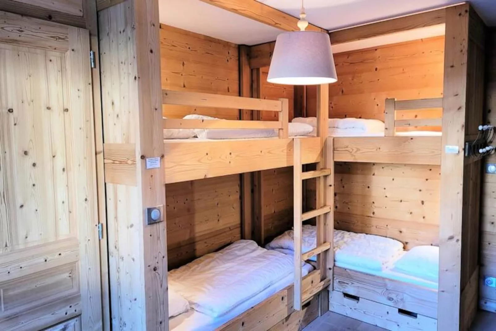 Résidence Mont Chery-Untagged