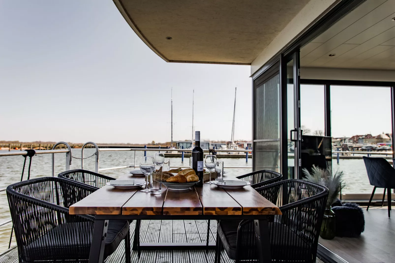 Houseboat Floating House Küstennebel 2 44 m²-Terrace balcony