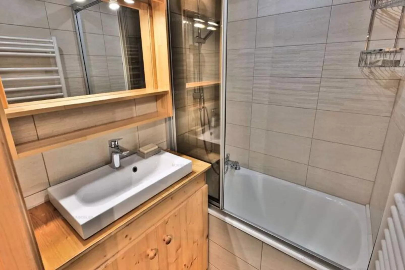 Résidence Loges A-Untagged