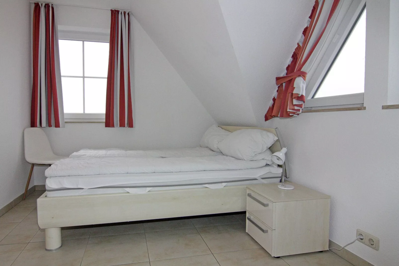 Ferienwohnung Seemöwe im Fährhaus Vieregge-Bedroom