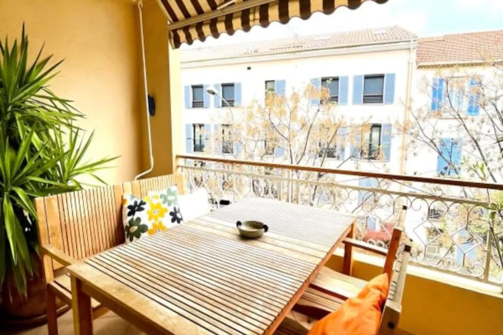 "le Majorelle" - T2 50m2 Parking & Terrasse-Untagged