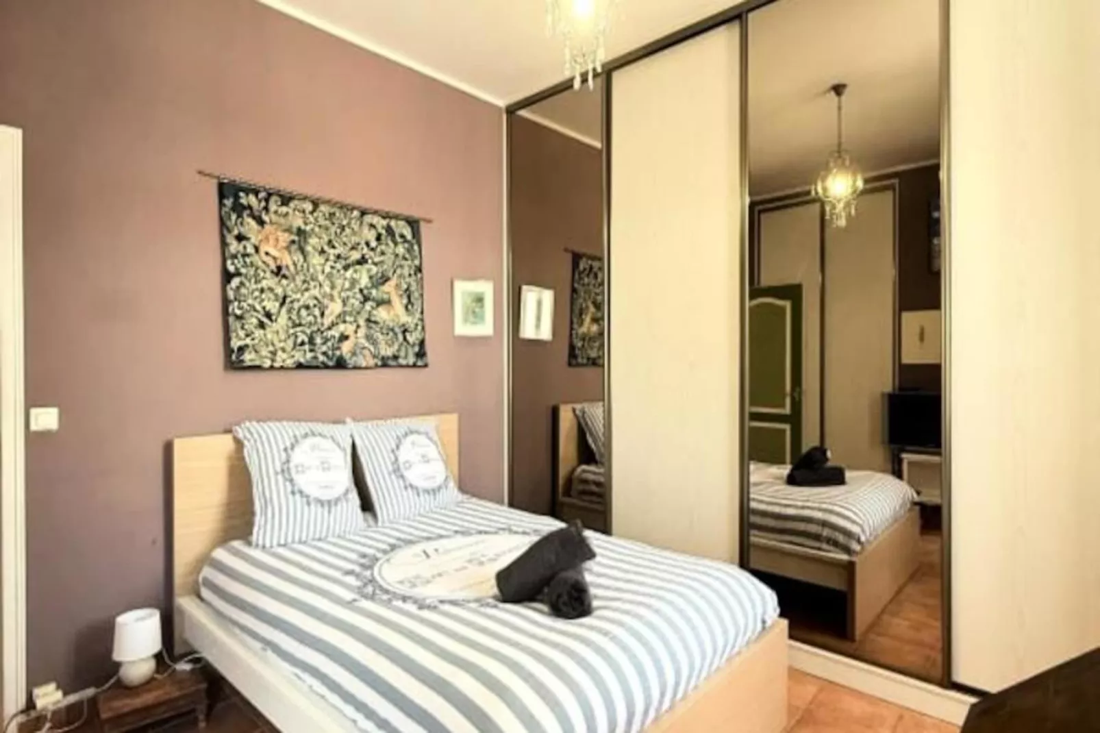 " Le Cocon Hy&eacute;rois" 100m2 - Wifi & Garage-Nicht zugeordnet