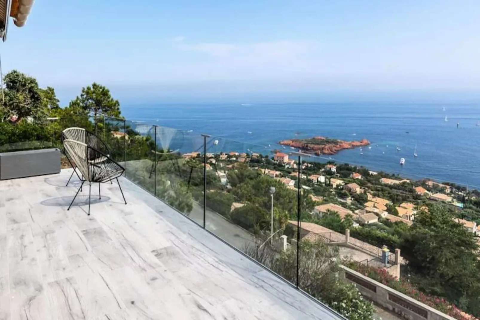 Sublime Villa Azur&eacute;enne 8 Pers, Piscine Et Vue Mer-Untagged