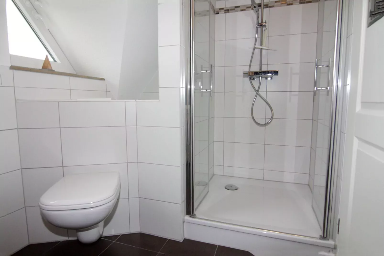 Ferienwohnung Seemöwe im Fährhaus Vieregge-Bathroom