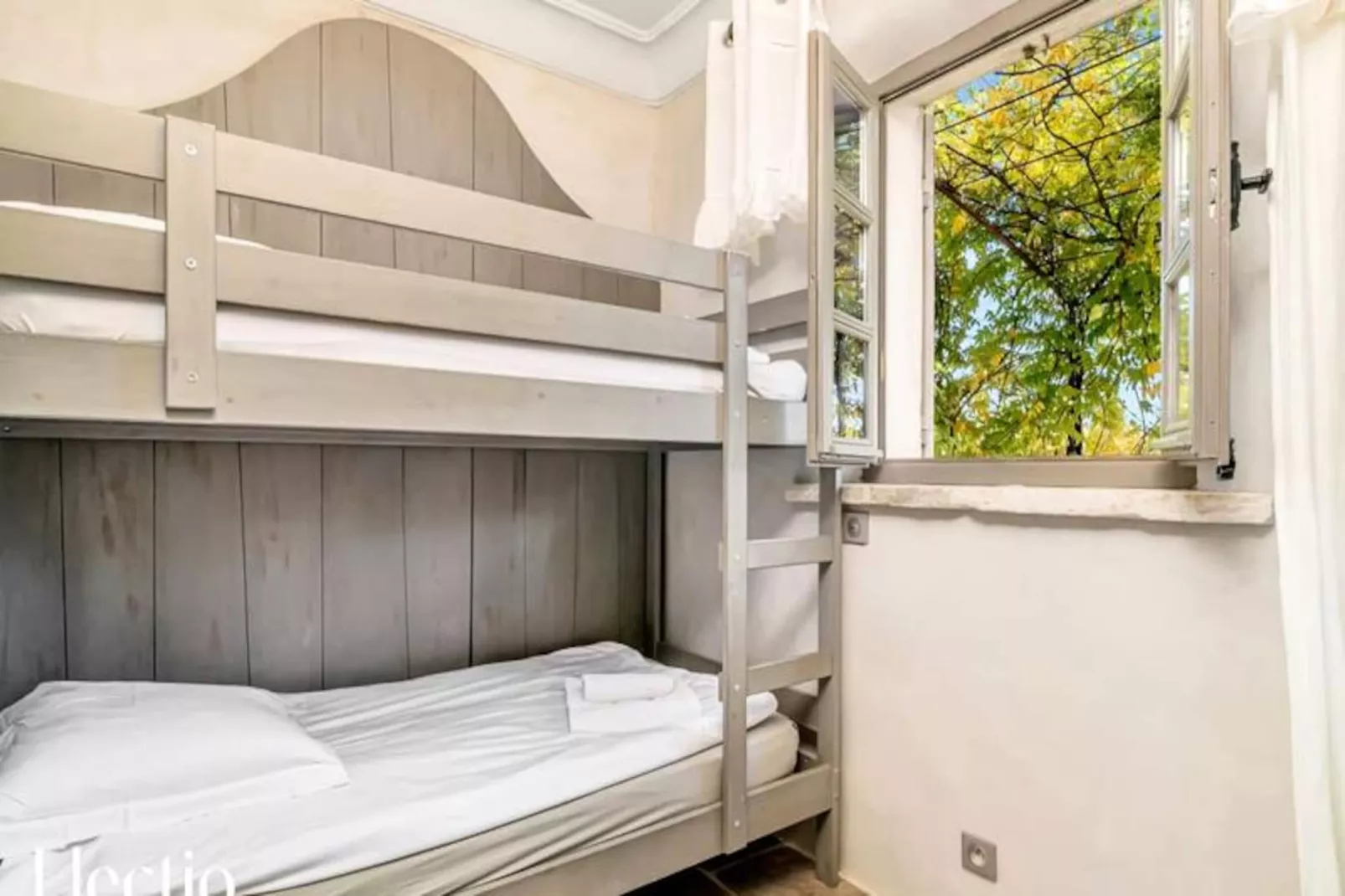 Loggia 2 Glycine | R&eacute;sidence Les Petitons-Nicht zugeordnet