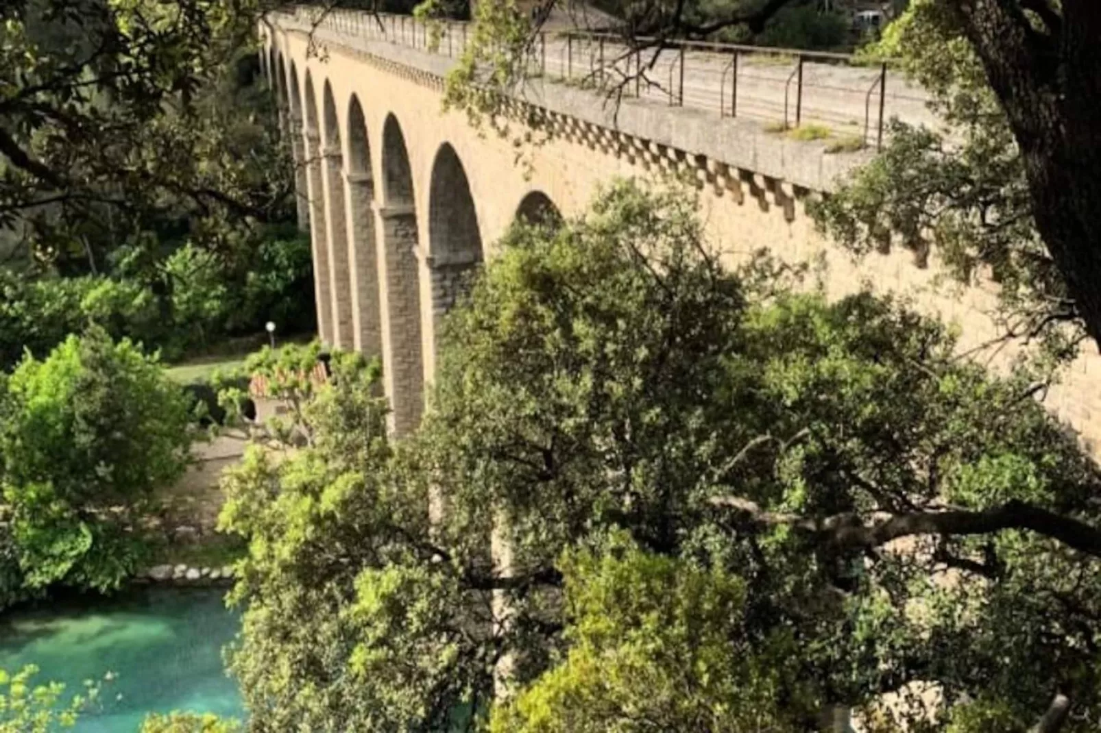 Sous Le Soleil De Provence-Nicht zugeordnet