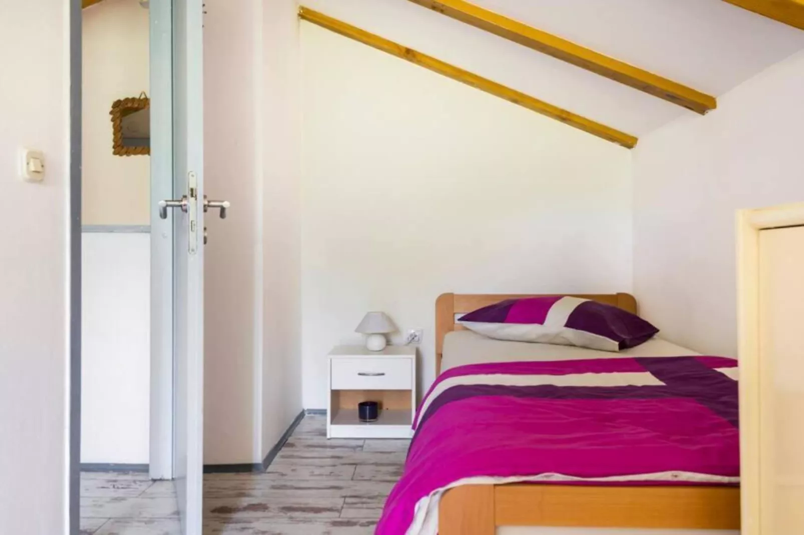 Village Holiday House Ivan Kozina with Pool-Schlafzimmer