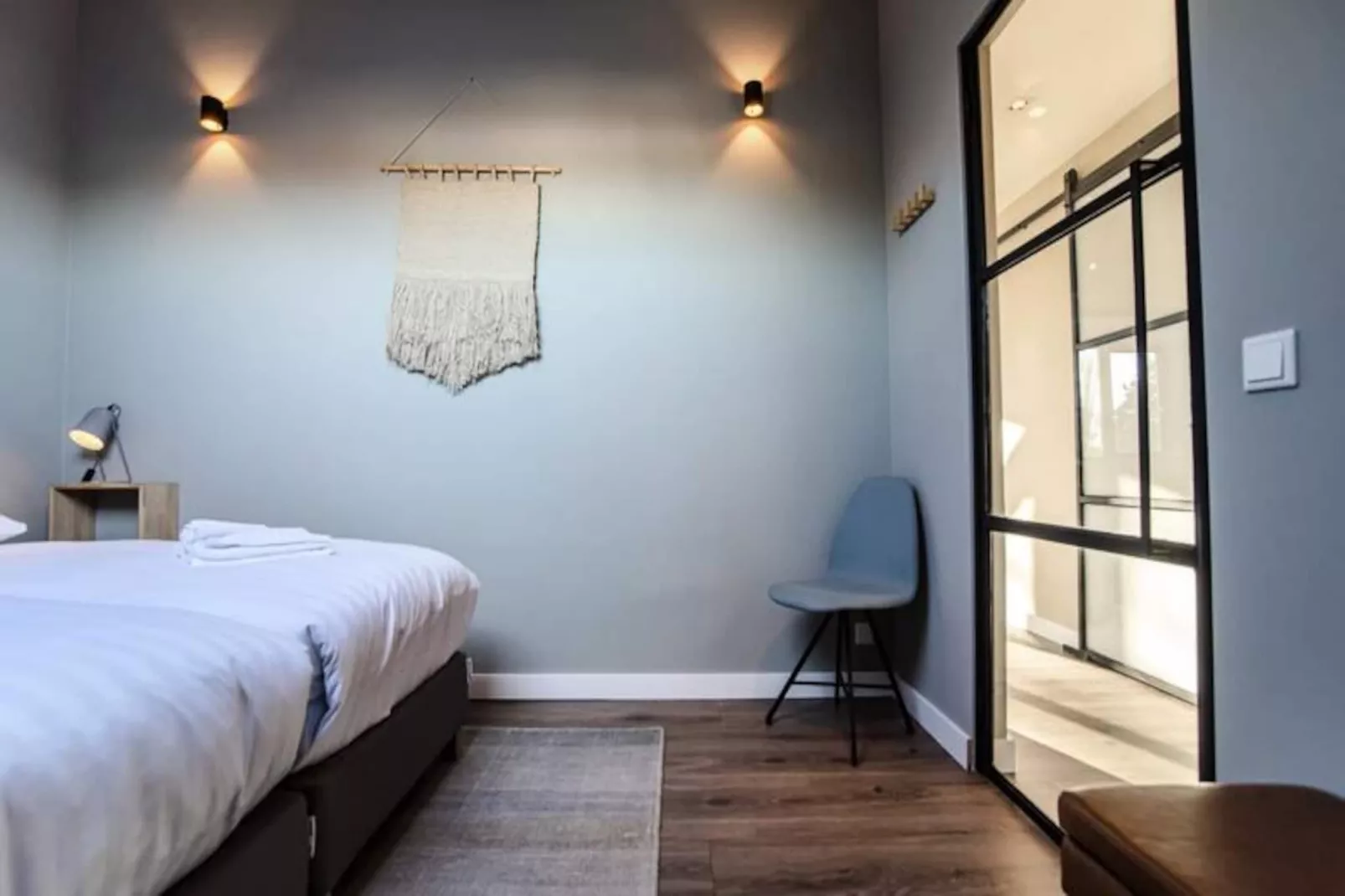 Spacious Luxury Loft-Untagged