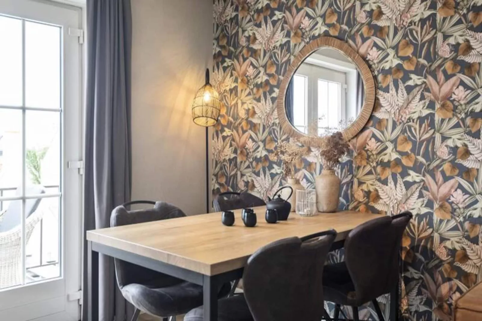 The Beach & Town Suite-Untagged