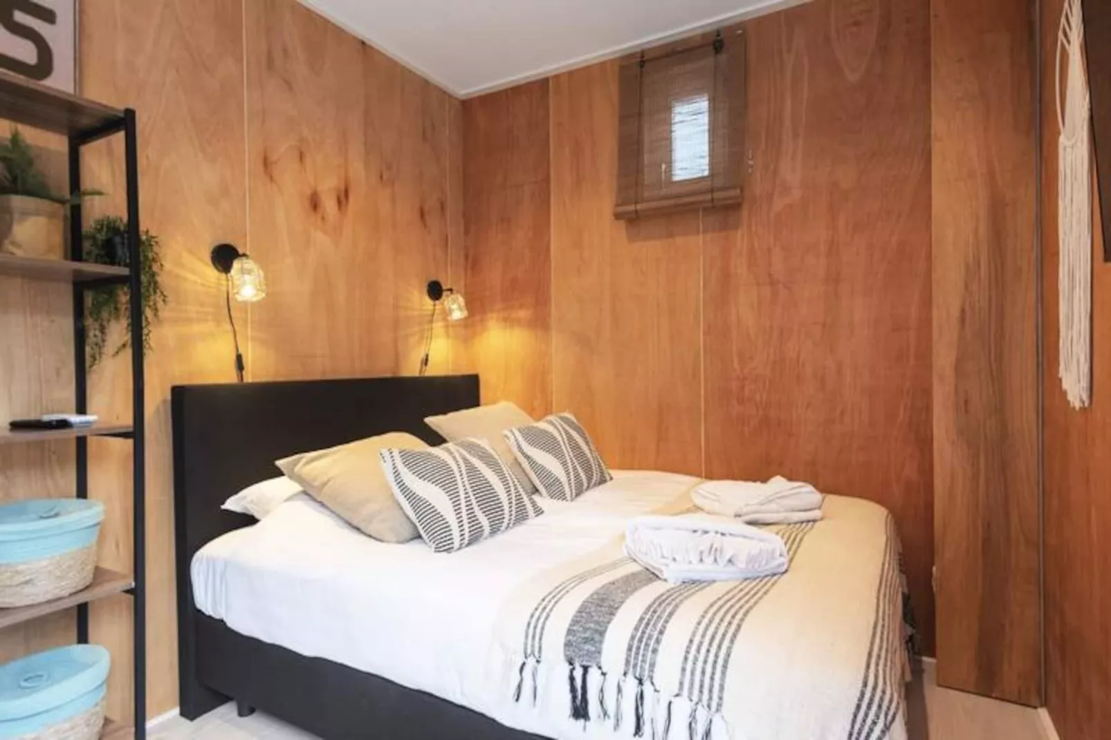 Beachhouse Rina-Untagged