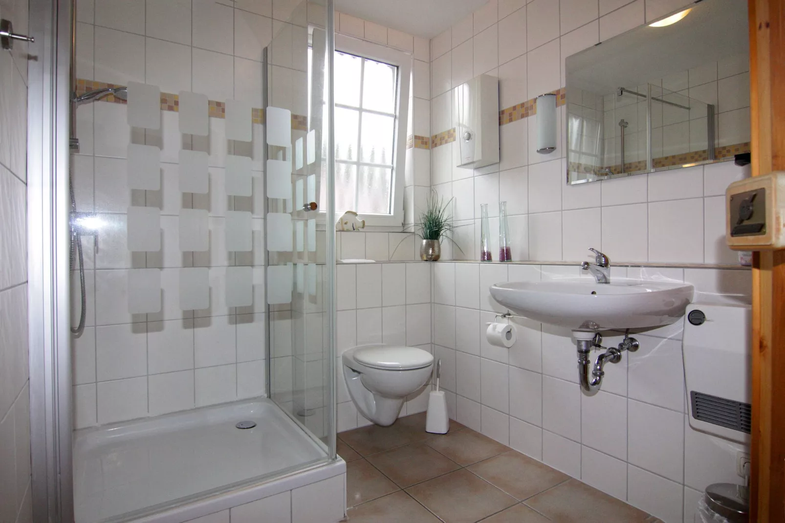 DHH Bernsteinhaus rechts-Bathroom