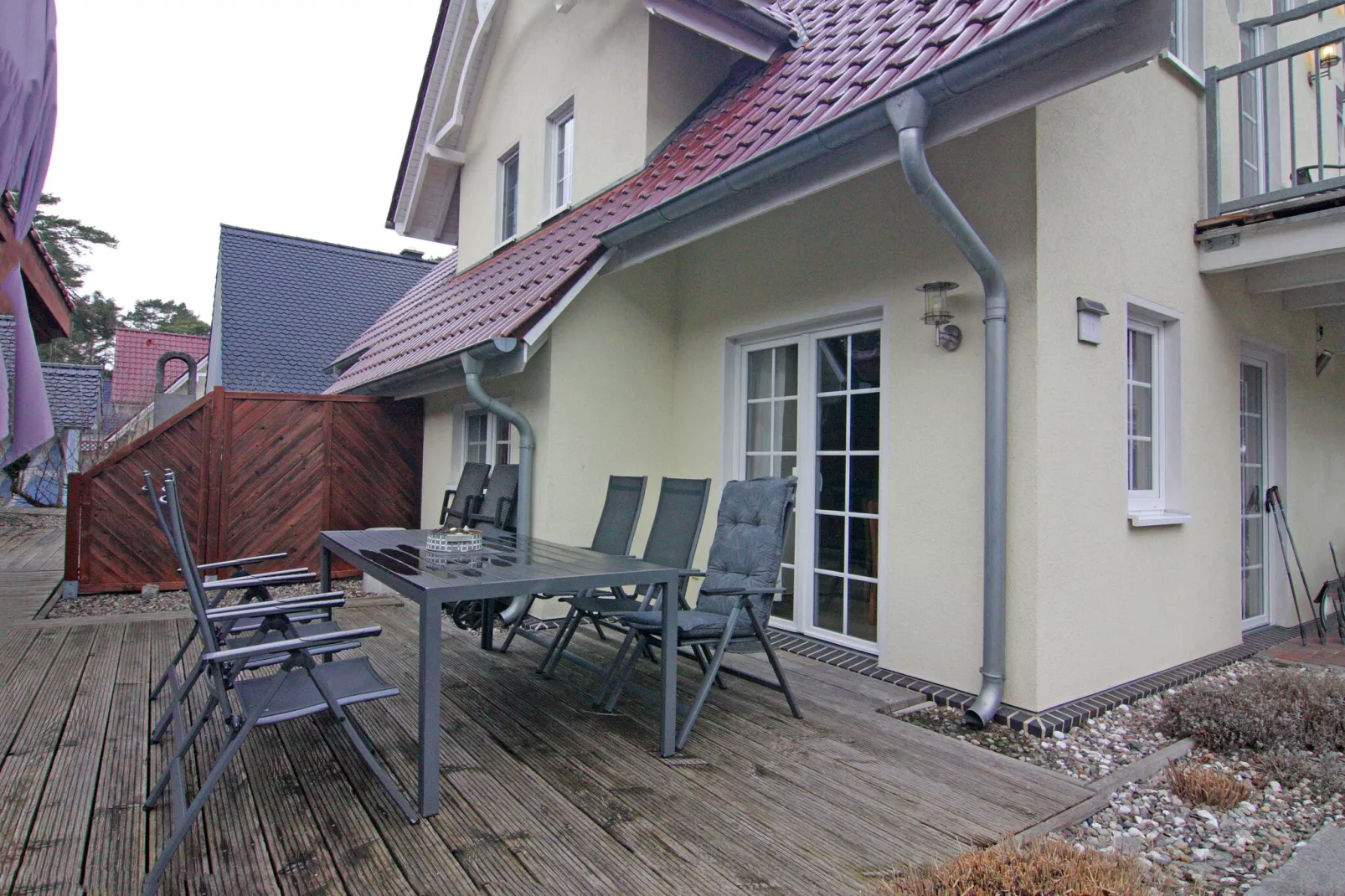DHH Bernsteinhaus rechts-Exterior winter