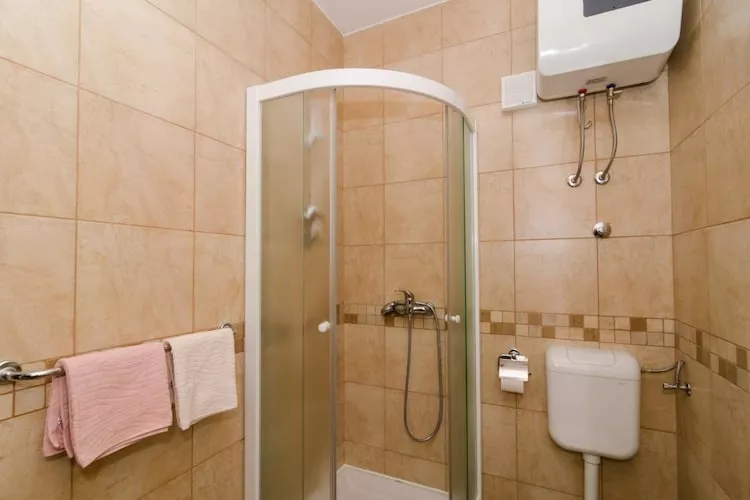 Apartment Marela- One Bedroom Apartment with Balcony and Sea View-Badezimmer