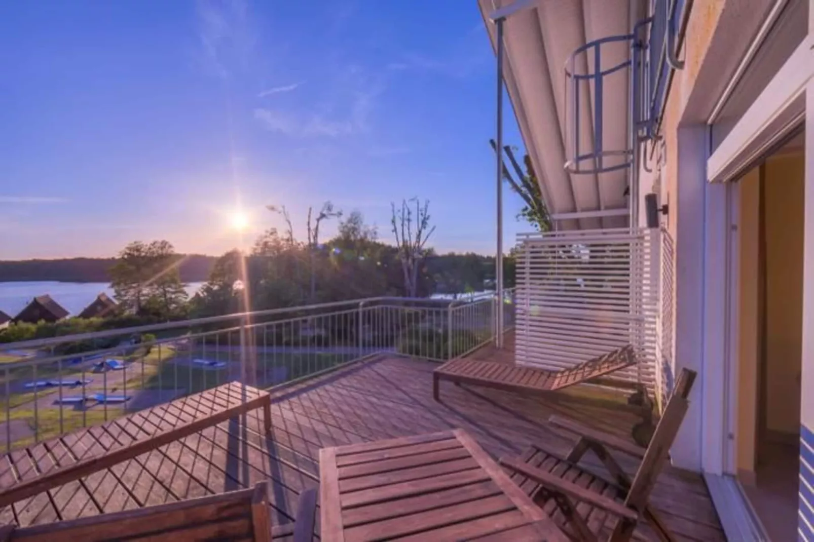 Strandläufer Classic 216-Terrasse / balcon